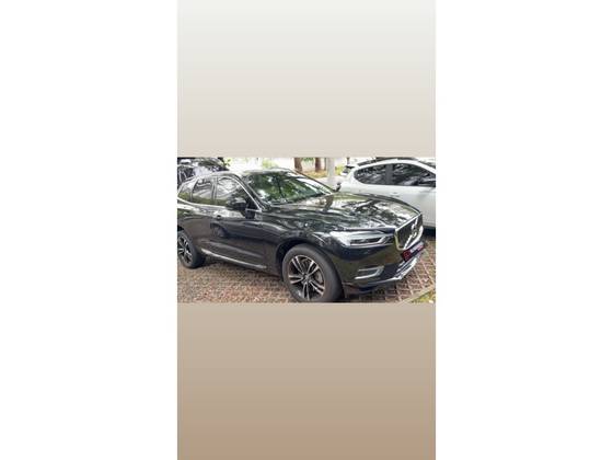 VOLVO XC60 2.0 T8 HYBRID MOMENTUM AWD GEARTRONIC VOLVO XC60 2.0 T8 HYBRID MOMENTUM AWD GEARTRONIC